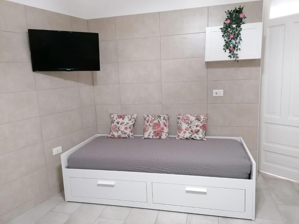 Appartement Mary Maira à Syracuse Extérieur photo